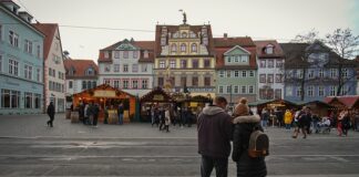 Jak sprawdzić gdzie jest dziura w pontonie?