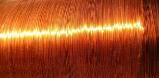 Co jest lepsze poliamid czy poliester? Co jest lepsze poliamid czy poliester?