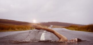 Od jakiego wieku można pływać pontonem?